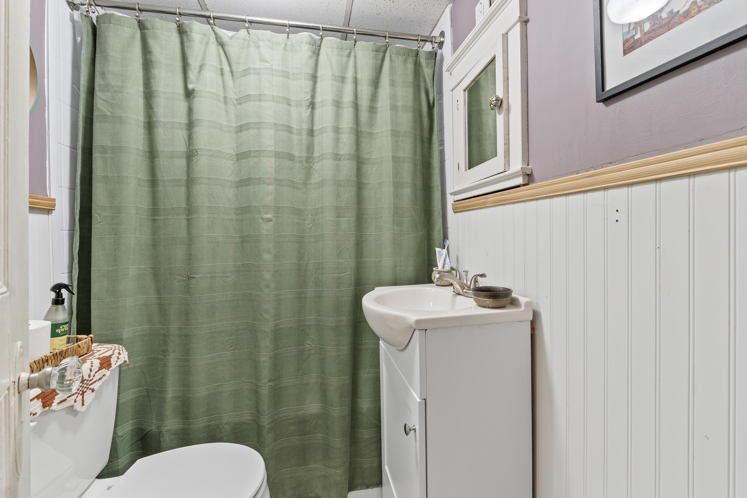 16 Garrison Street Brunswick, ME 04011 - Photo 36 of 56 2nd Floor Bathroom