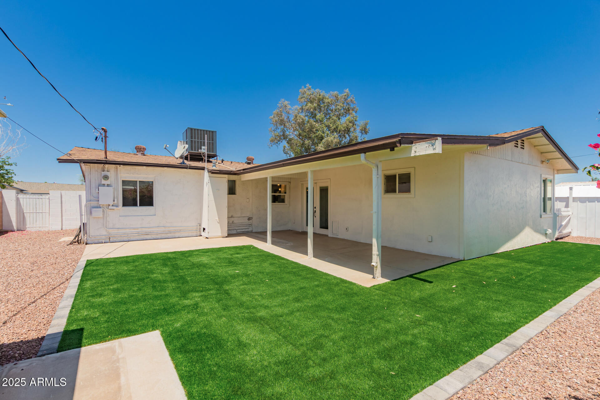 39 North Maple Mesa, AZ 85205 - Photo 5 of 29 a view of a back yard of the house
