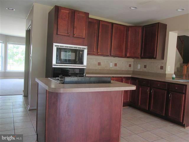 223 Seamaster Road Baltimore, MD 21221 - Photo 9 of 30 Kitchen