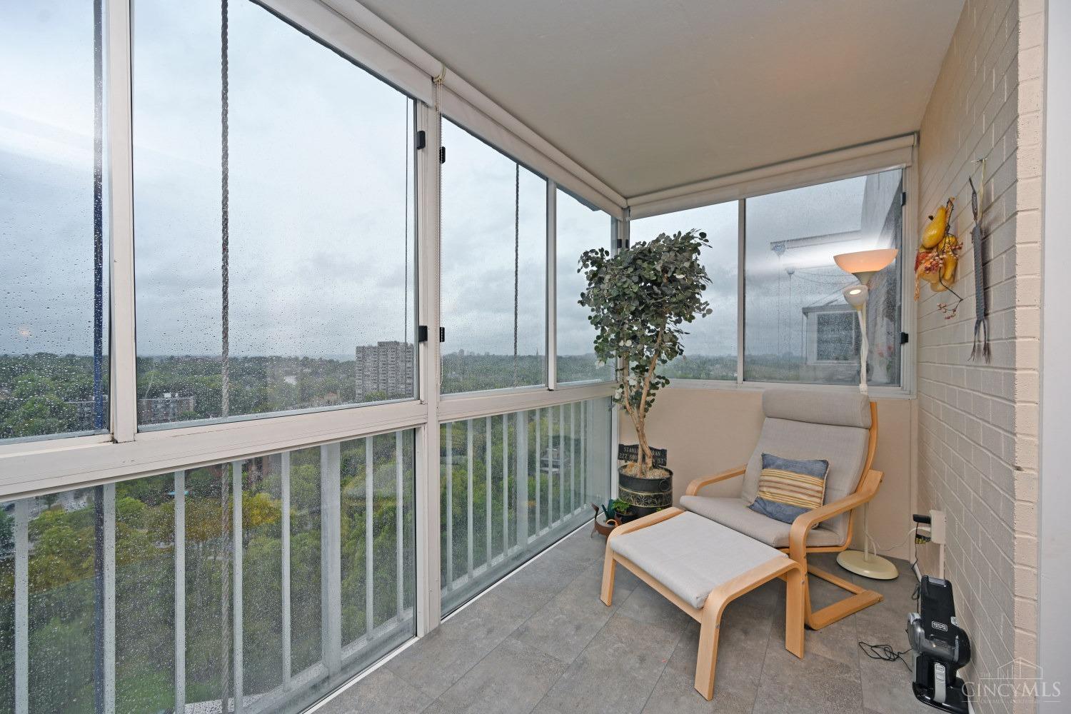 2444 Madison Road, Unit 2005 Cincinnati, OH 45208 - Photo 24 of 52 Gallery Image 24