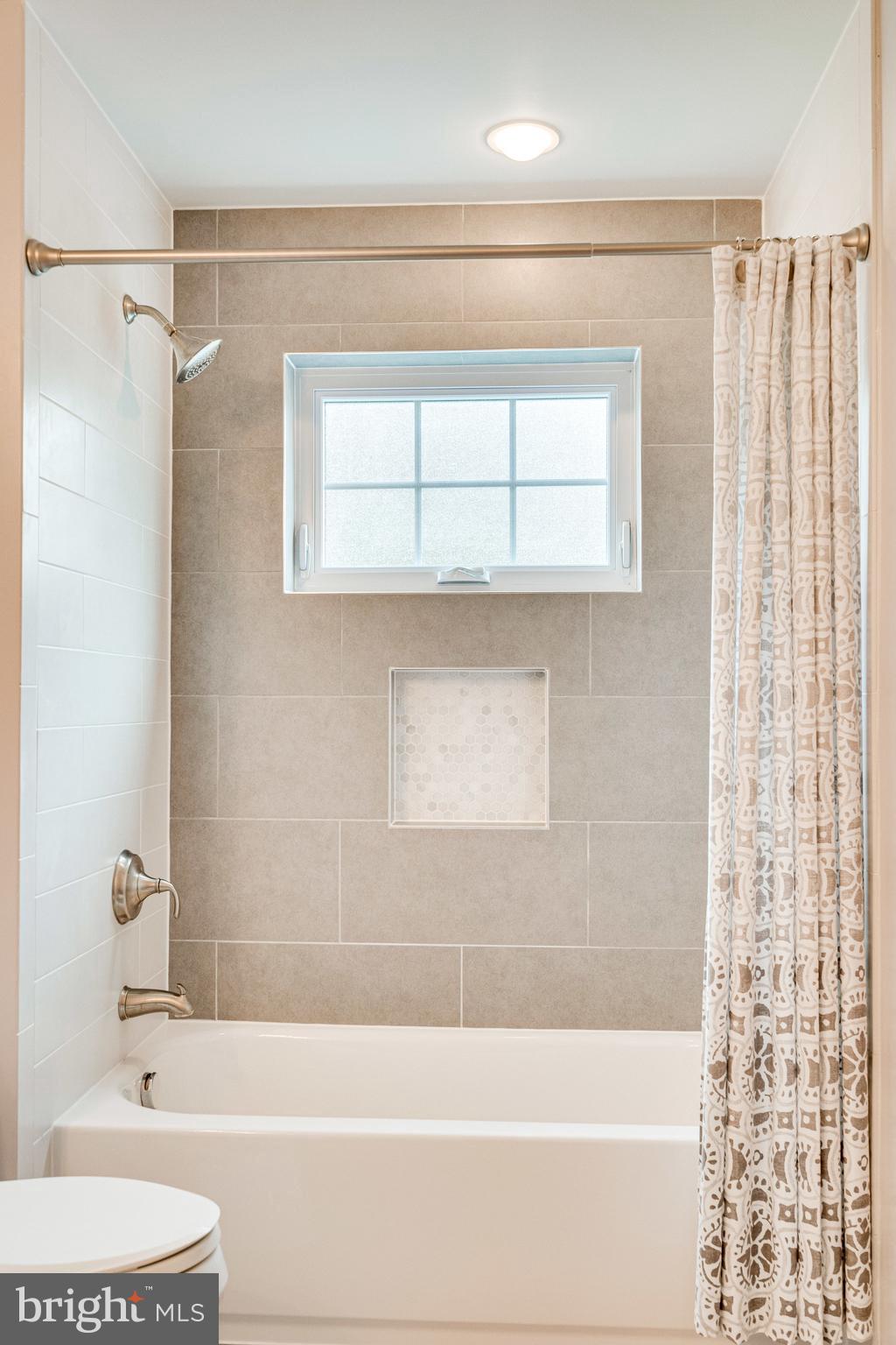 1750 Anderson Road Falls Church, VA 22043 - Photo 38 of 99 2nd Floor Hallway Bath with Shower/Tub!