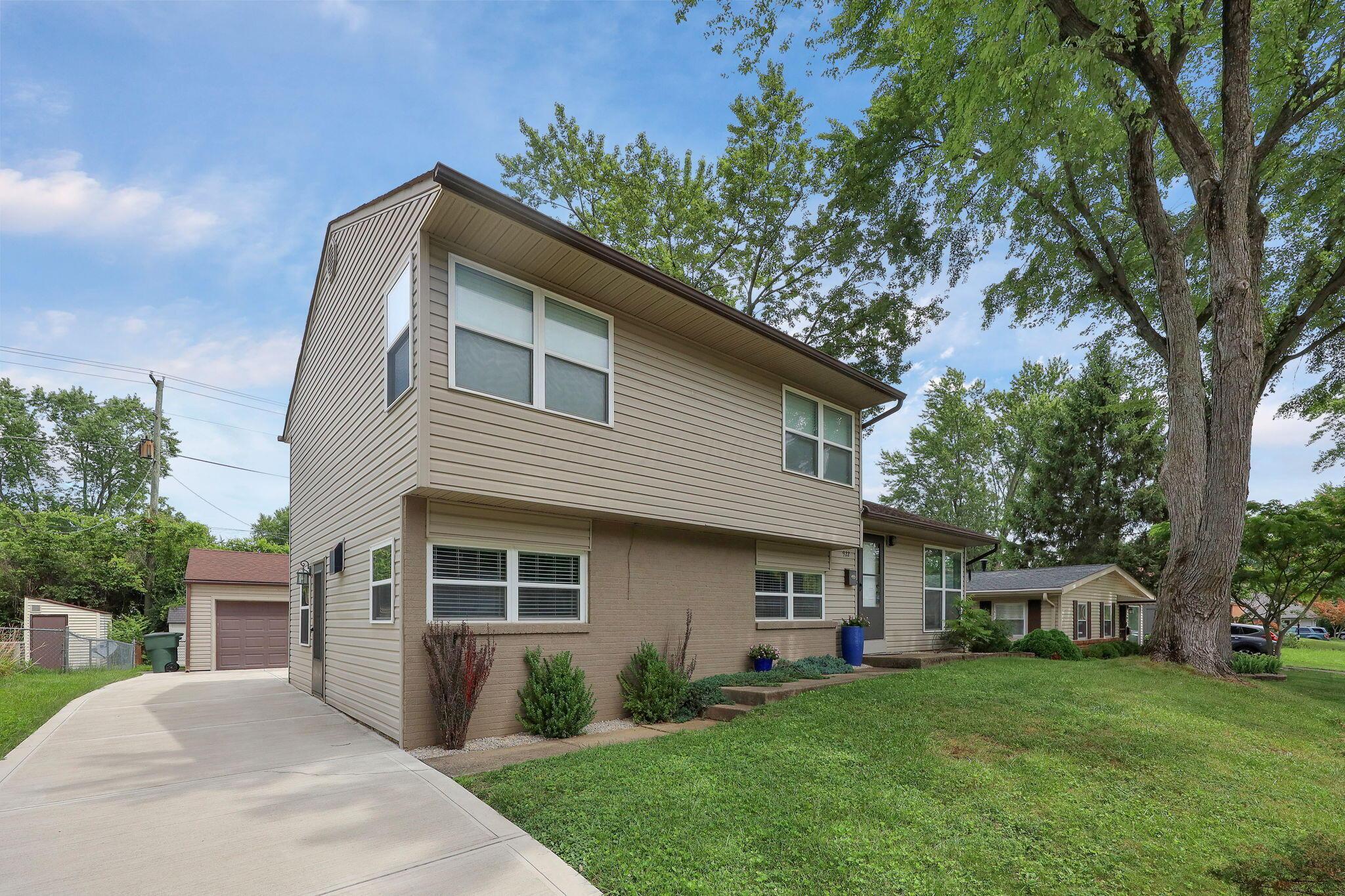 922 Afton Road Columbus, OH 43221 - Photo 2 of 54 4-web-or-mls-922-afton-rd