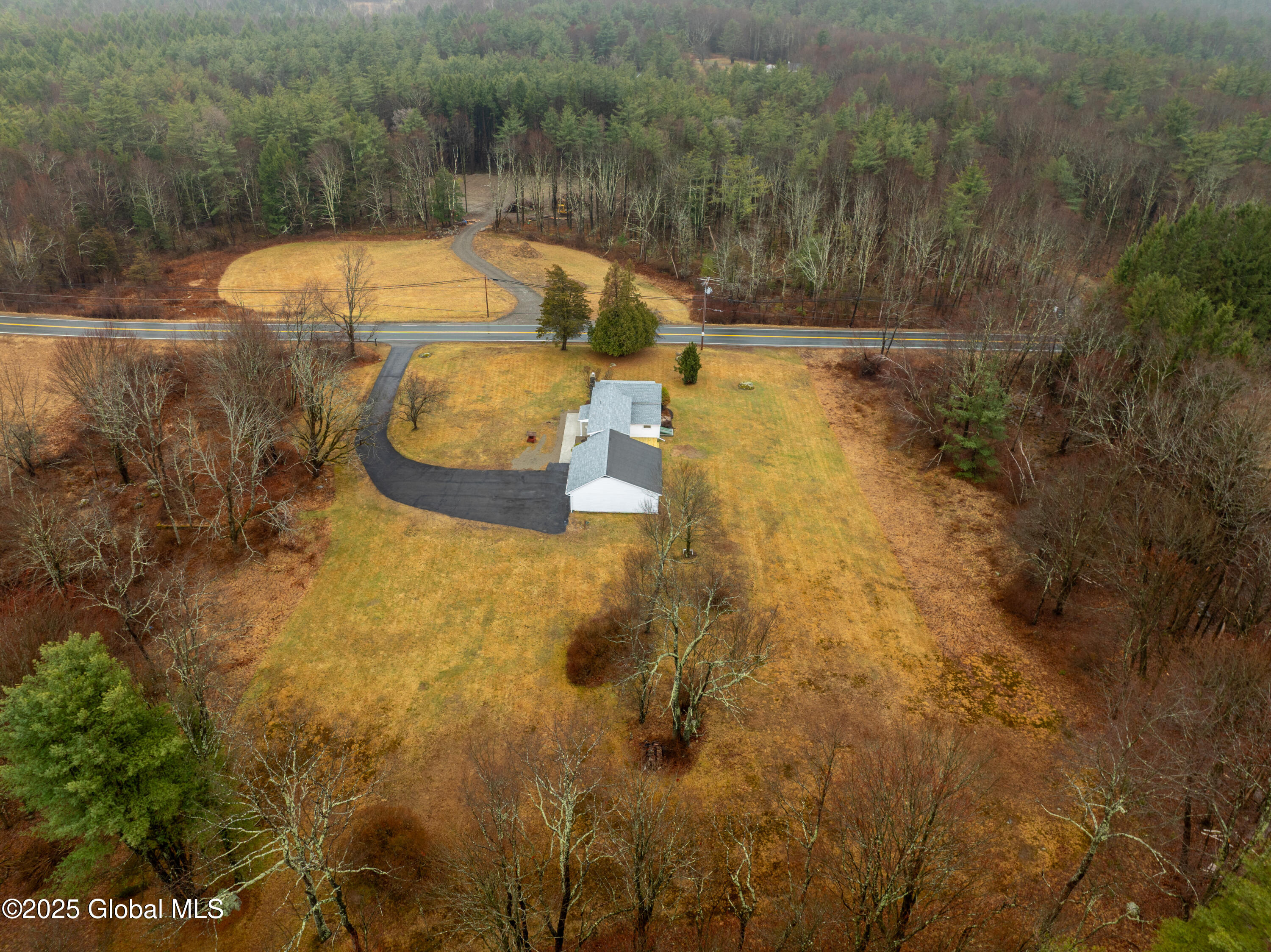 83 Blue Factory Road Poestenkill, NY 12018 - Photo 11 of 42 83 Blue Factory-08