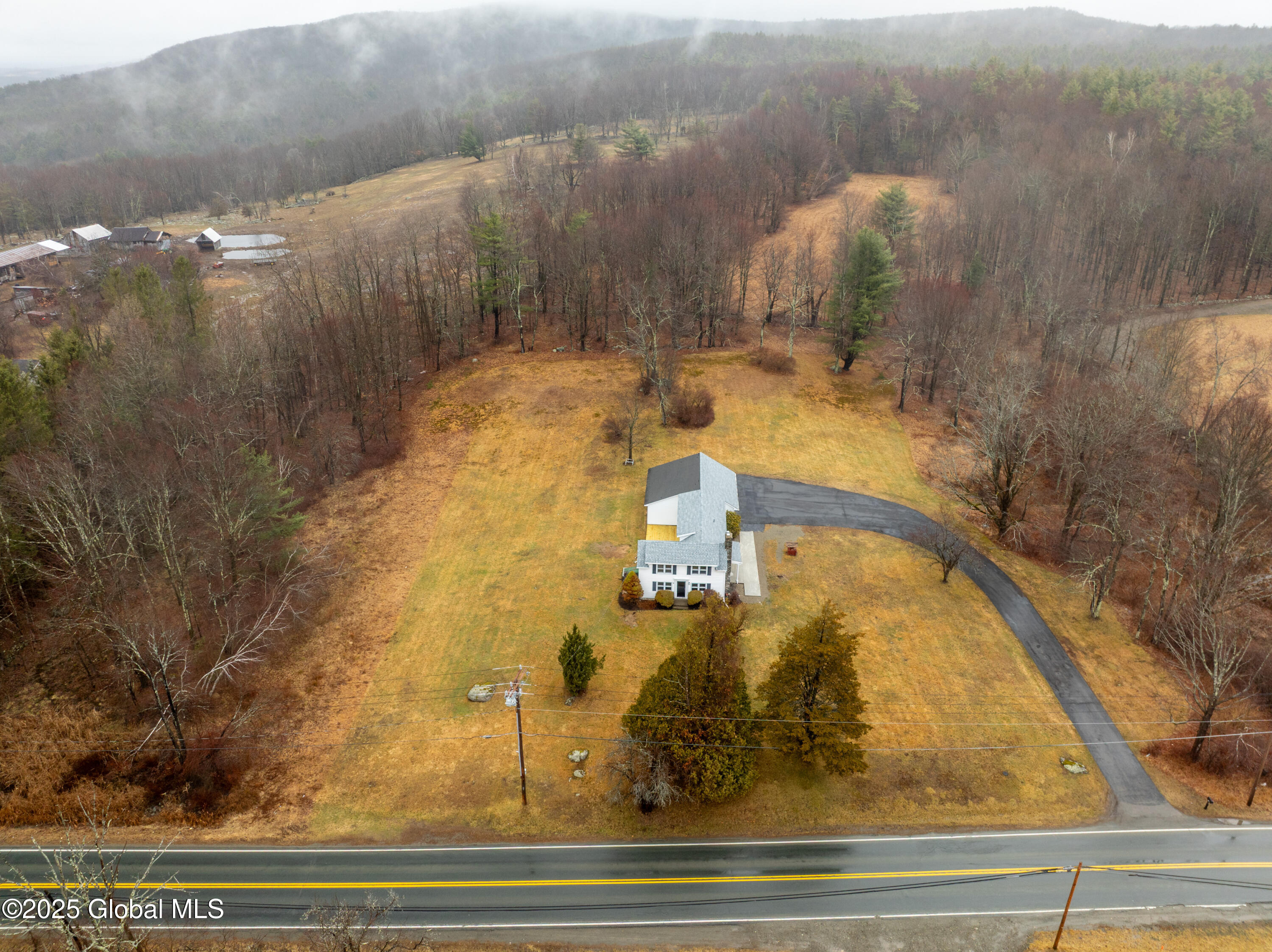 83 Blue Factory Road Poestenkill, NY 12018 - Photo 7 of 42 83 Blue Factory-04