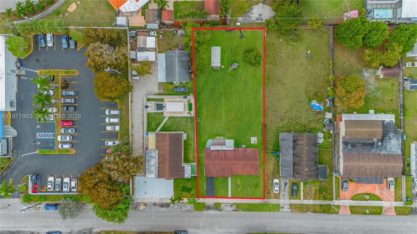 3800 Southwest 104th Avenue Miami, FL 33165 - Photo 2 of 35