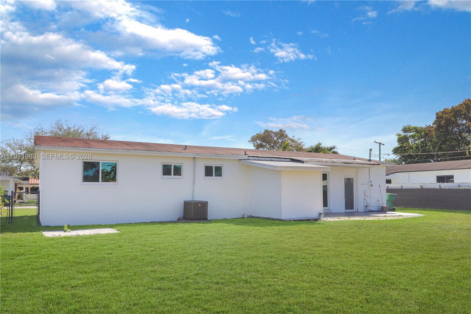 3800 Southwest 104th Avenue Miami, FL 33165 - Photo 26 of 35