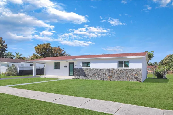 $775,000 | 3800 Southwest 104th Avenue, Miami, FL 33165