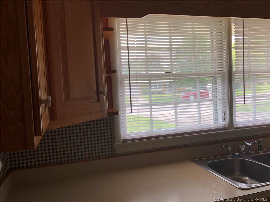 17 Robin Road New Albany, IN 47150 - Photo 16 of 31 Gallery Image 16