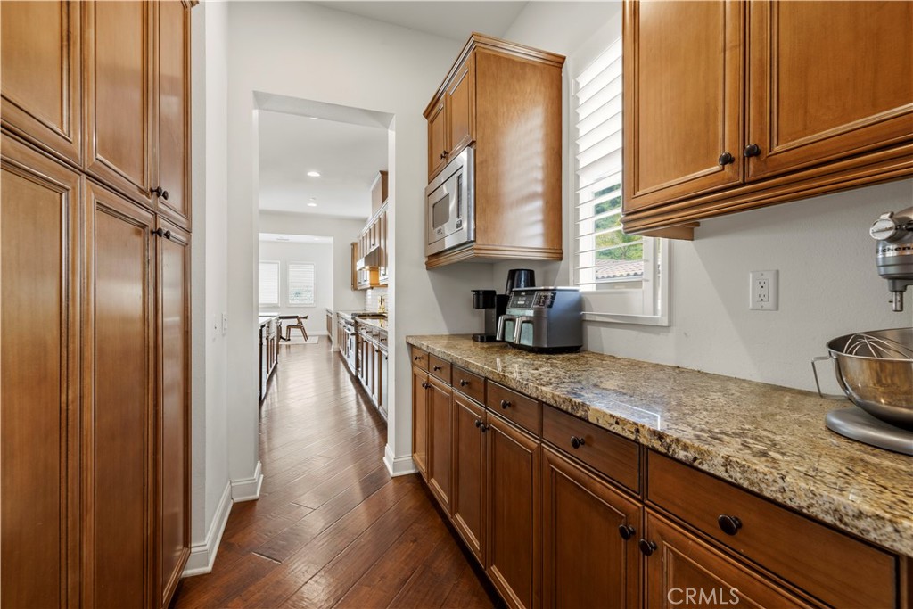 24949 Old Stone Way Stevenson Ranch, CA 91381 - Photo 34 of 111