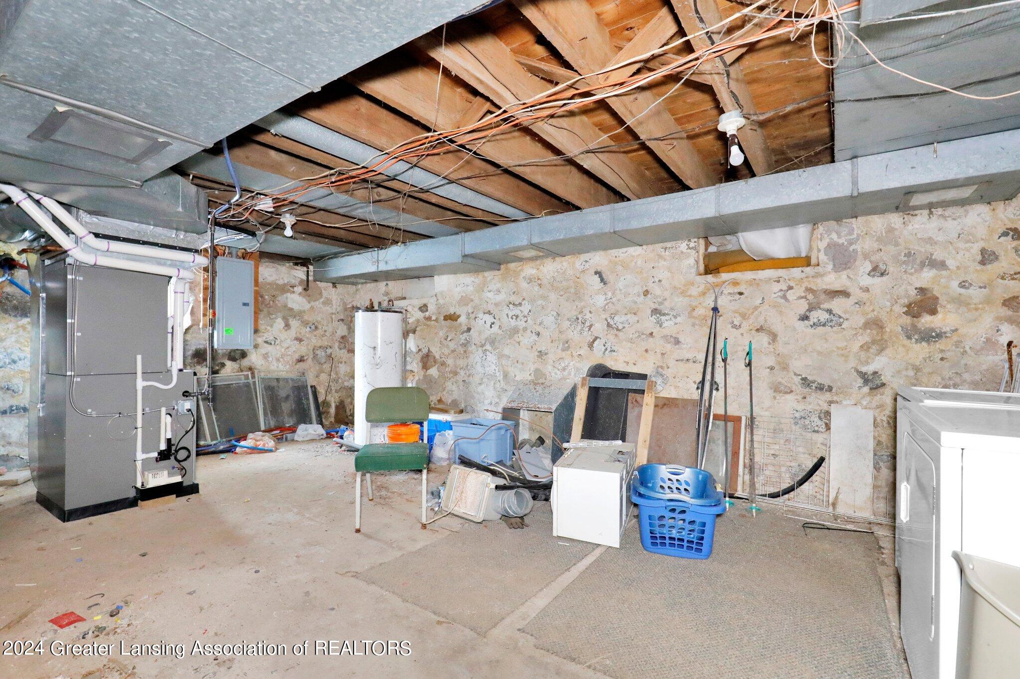 2595 Narrow Lake Road Charlotte, MI 48813 - Photo 16 of 29 14-web-or-mls-Open Ended Media-14