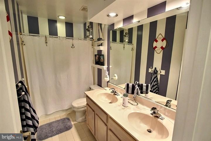 13906 Rockingham Road Germantown, MD 20874 - Photo 21 of 30 Bath