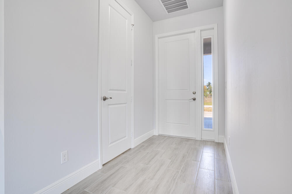 17191 82nd Road North Loxahatchee, FL 33470 - Photo 3 of 39 CMV09427HDR-Edit