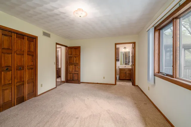 $399,900 | 1601 Lake Breeze Road, Oshkosh, WI 54904