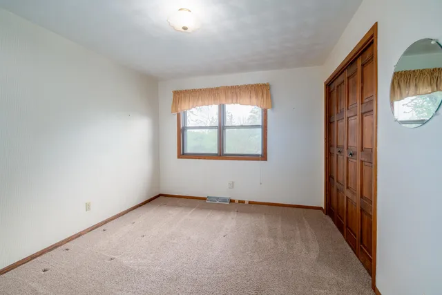 $399,900 | 1601 Lake Breeze Road, Oshkosh, WI 54904