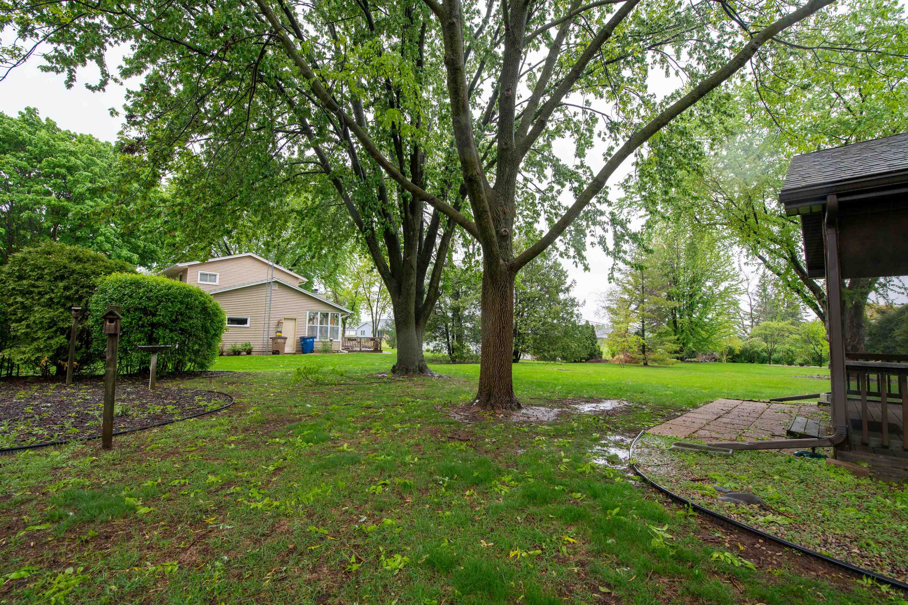 1601 Lake Breeze Road Oshkosh, WI 54904 - Photo 23 of 25