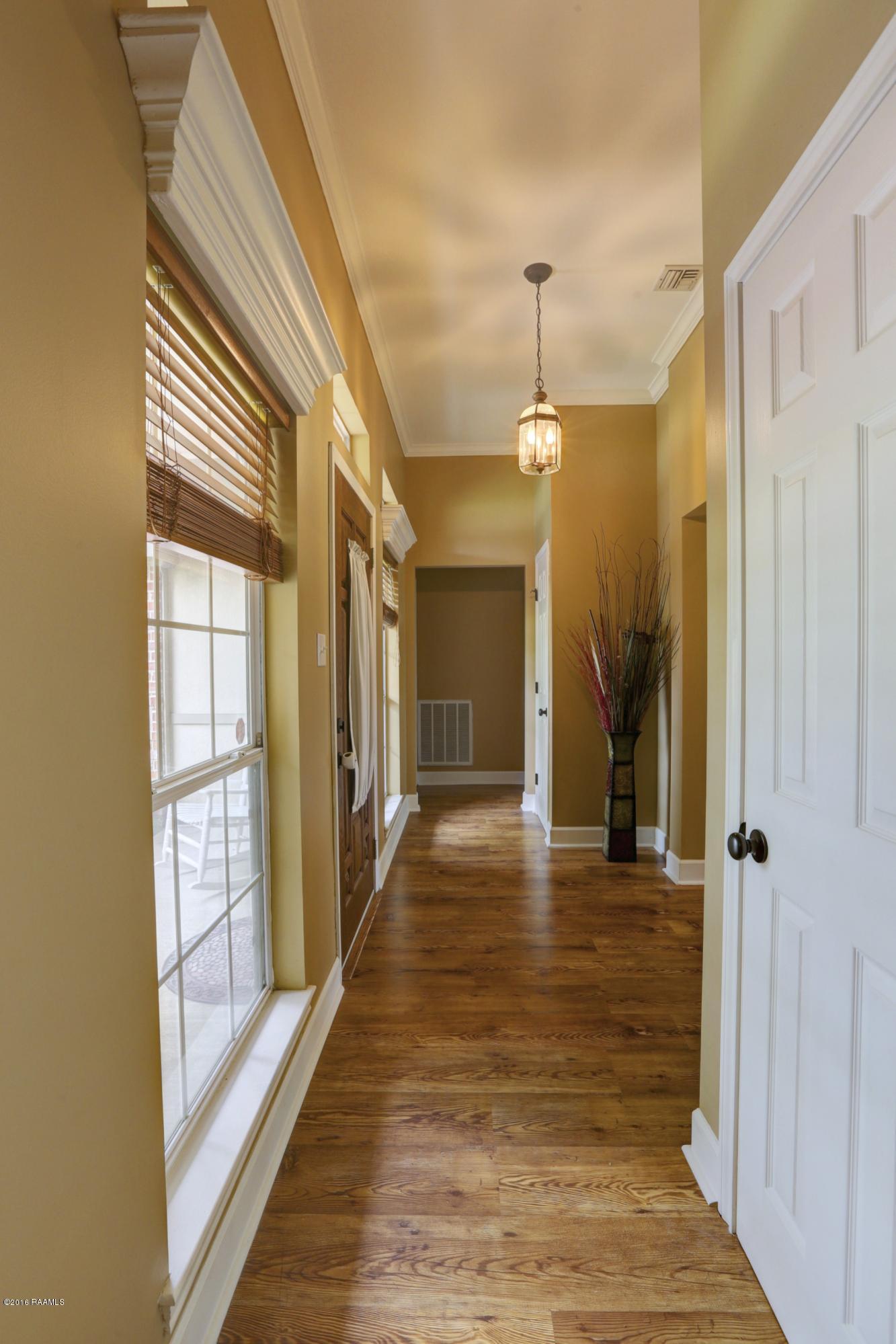 103 Longpointe Road Youngsville, LA 70592 - Photo 17 of 21 103%20Longpointe%20Youngsville17