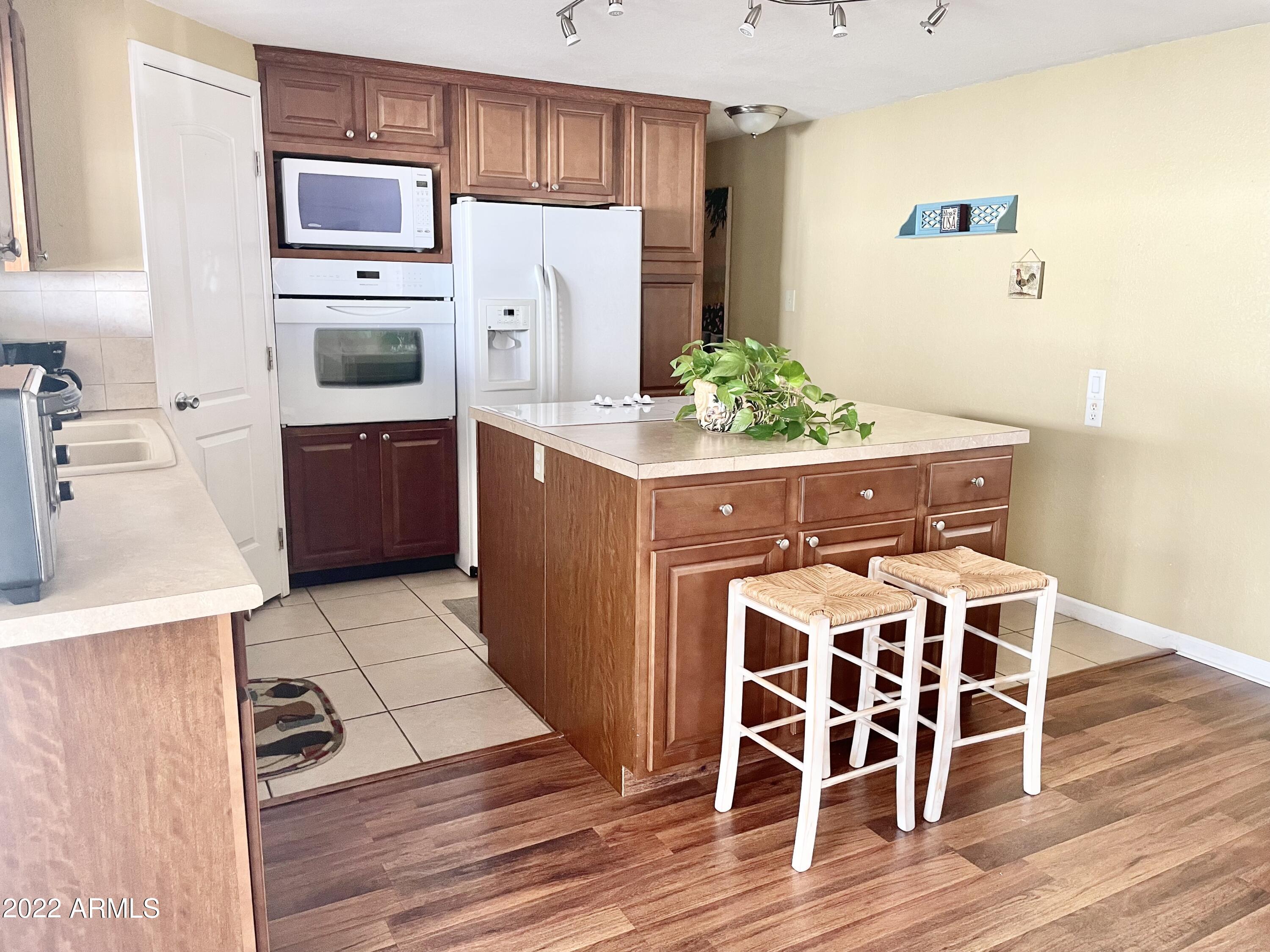 652 South Ellsworth Road, Unit 19 Mesa, AZ 85208 - Photo 7 of 37 19KITCHENTWO