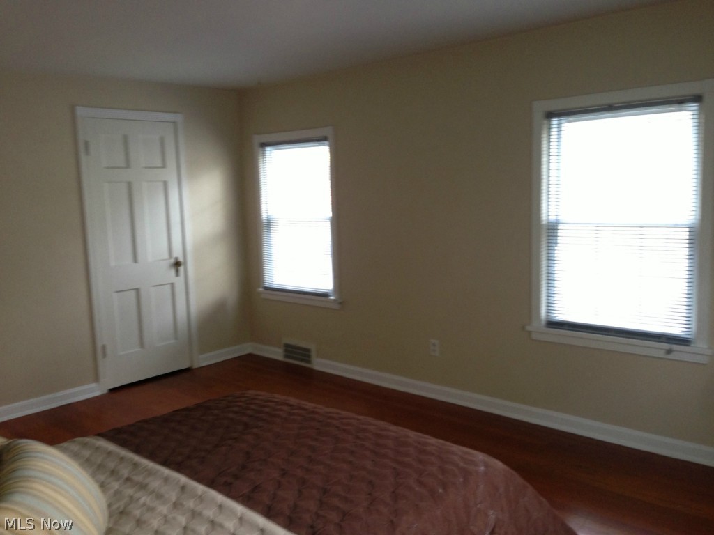 2405 Overlook Road Cleveland, OH 44106 - Photo 17 of 23
