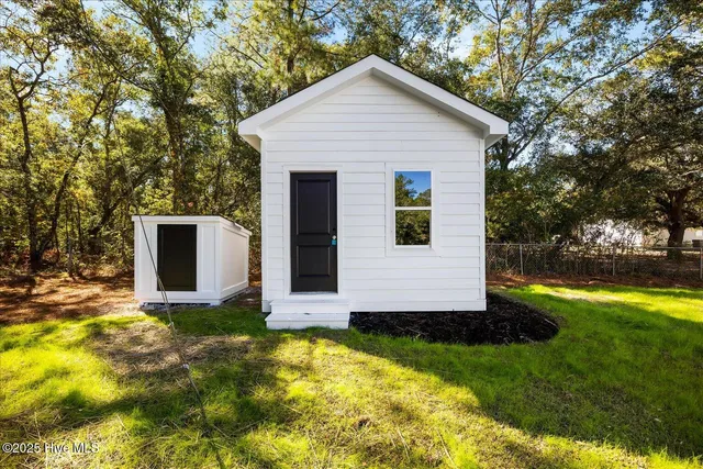 $450,000 | 9329 Central Boulevard Southeast, Winnabow, NC 28479