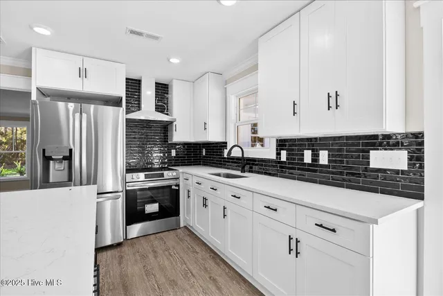 $450,000 | 9329 Central Boulevard Southeast, Winnabow, NC 28479