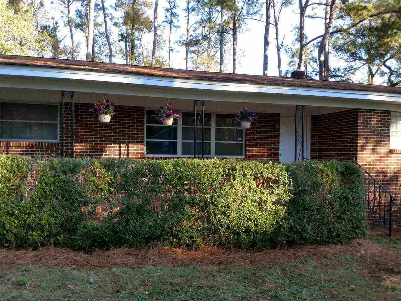 1914 Sharon Road Tallahassee, FL 32303 - Photo 2 of 27