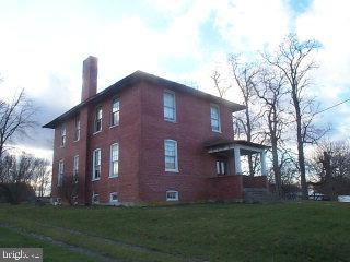 73 Stevens Road Ephrata, PA 17522 - Photo 1 of 11