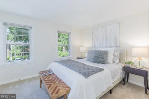 $370,000 | 20528 Strath Haven Drive, Gaithersburg, MD 20886