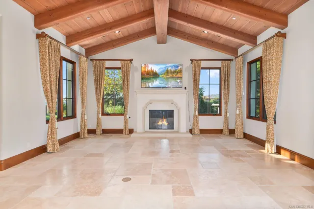 a picture of floor plan