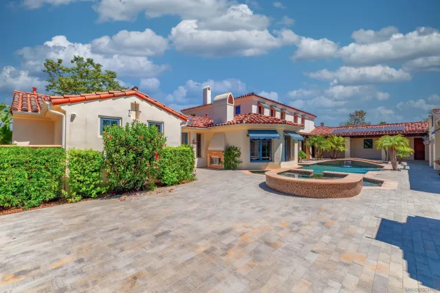 $5,296,000 | 14926 Encendido, San Diego, CA 92127