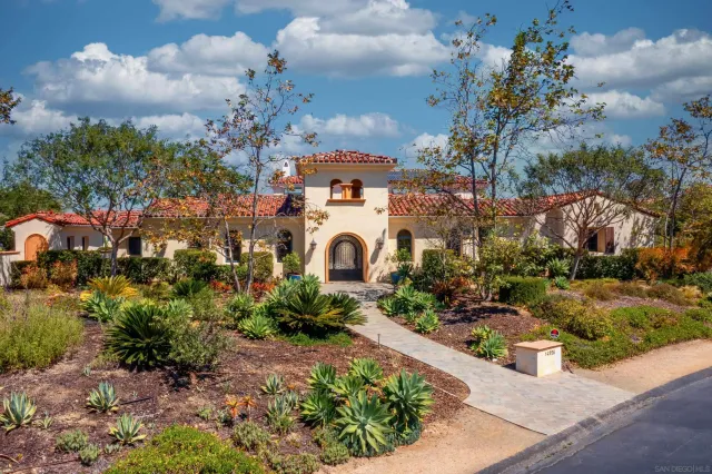 $5,296,000 | 14926 Encendido, San Diego, CA 92127