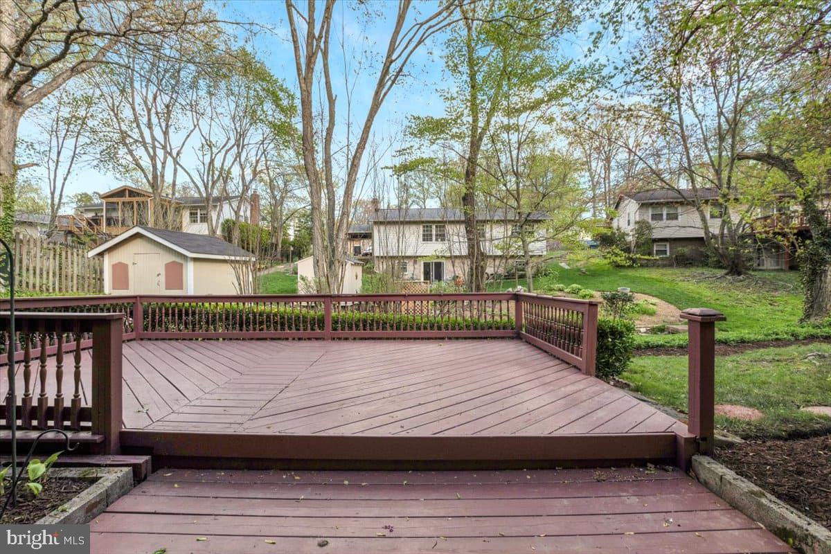 7217 Willow Oak Place Springfield, VA 22153 - Photo 28 of 31