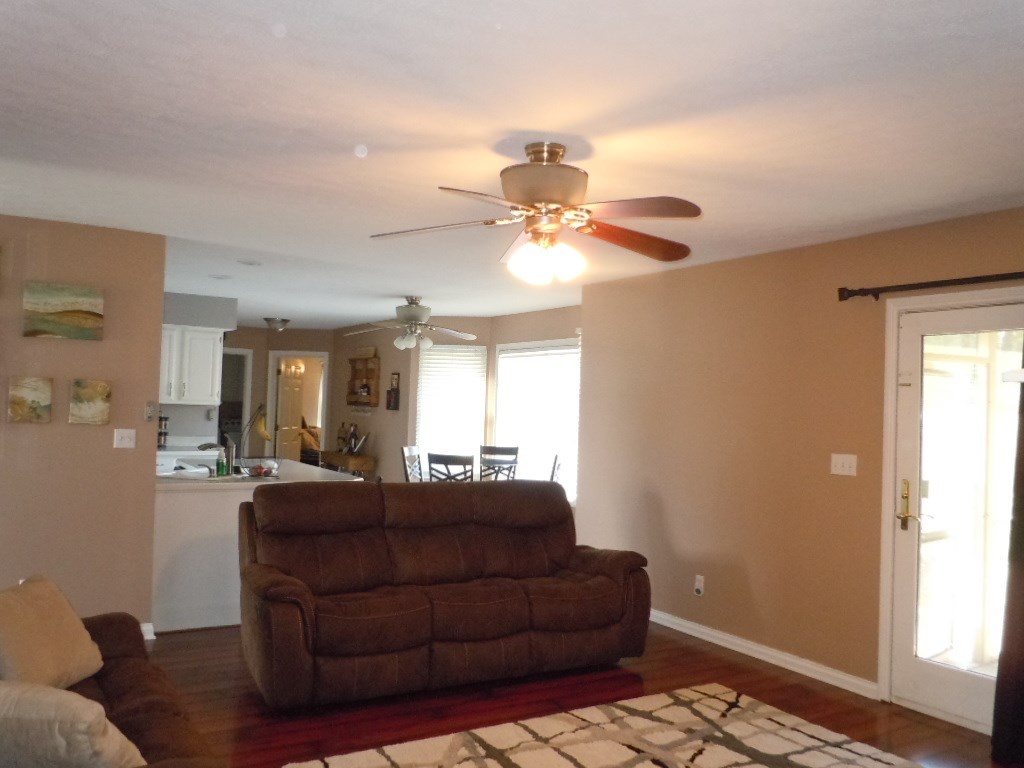 7544 Middlefield Road Newburgh, IN 47630 - Photo 8 of 32 Gallery Image 8