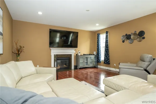 $3,600 | 5024 Woodway Court, Hamburg, NY 14075