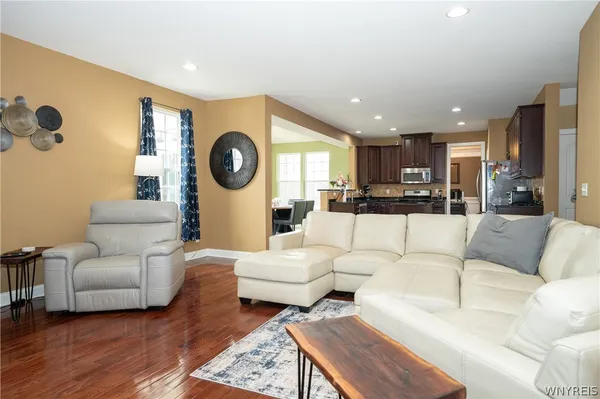 $3,600 | 5024 Woodway Court, Hamburg, NY 14075