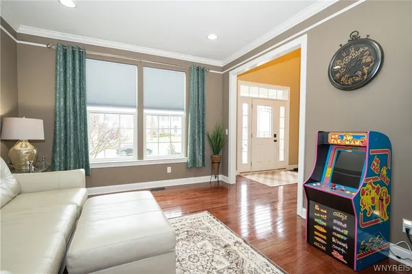 $3,600 | 5024 Woodway Court, Hamburg, NY 14075