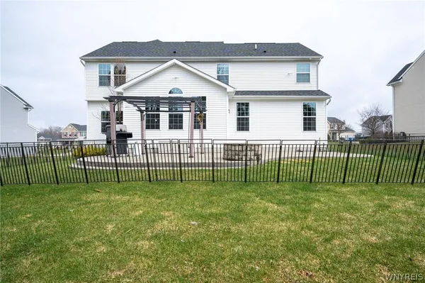 $3,600 | 5024 Woodway Court, Hamburg, NY 14075