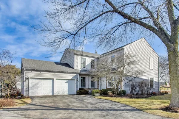 $880,000 | 13 The Court Of Hidden Wells, Northbrook, IL 60062