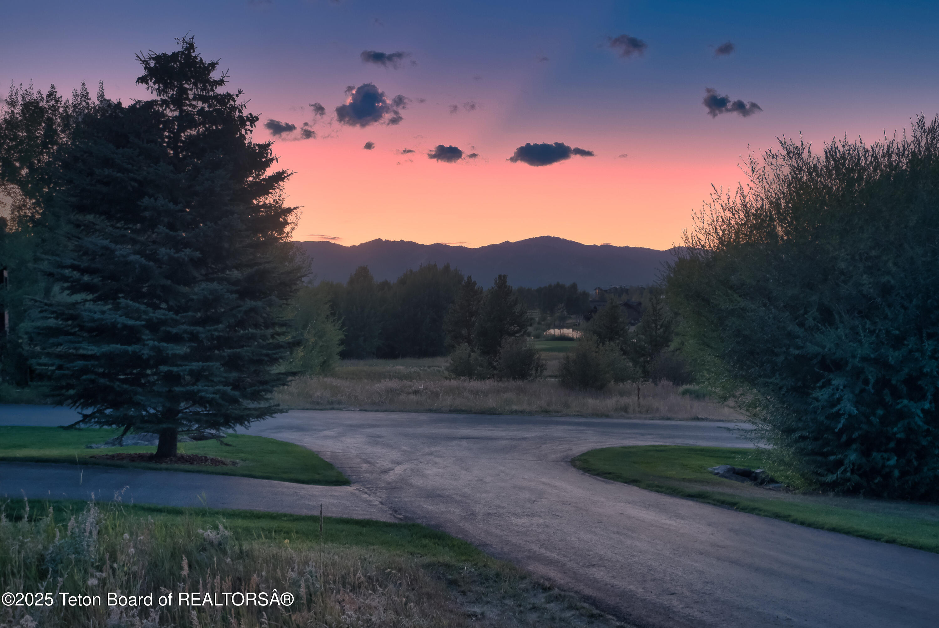 31 Bannock Circle Victor, ID 83455 - Photo 2 of 23 Sunset on Bannock Circle