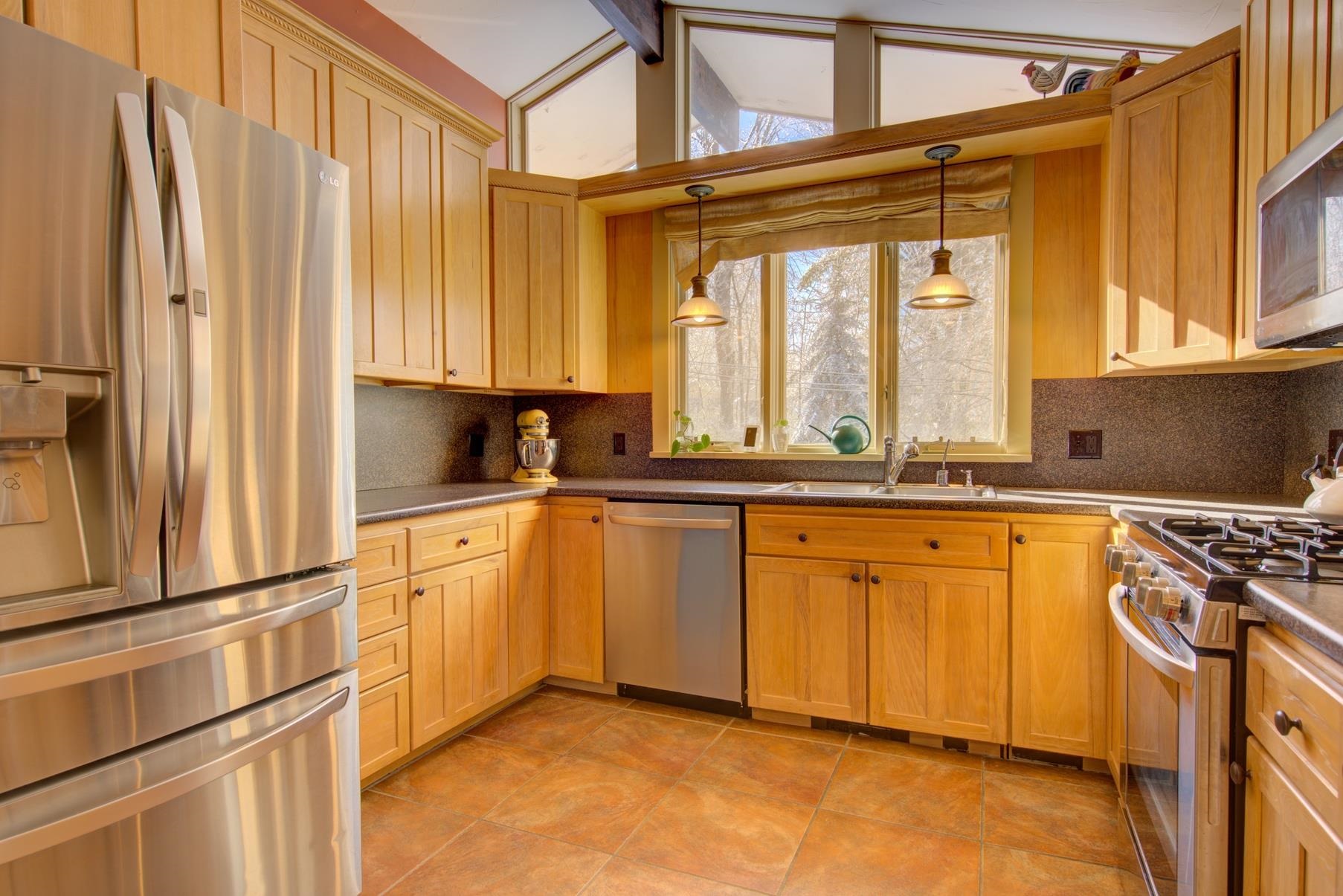 193 Hillcrest Road Manchester, VT 05255 - Photo 7 of 23 Gallery Image 7