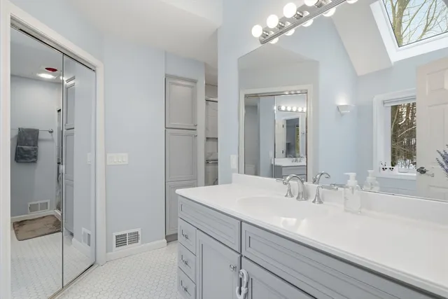 $650,000 | 6 Shattuck Road, Hadley, MA 01035