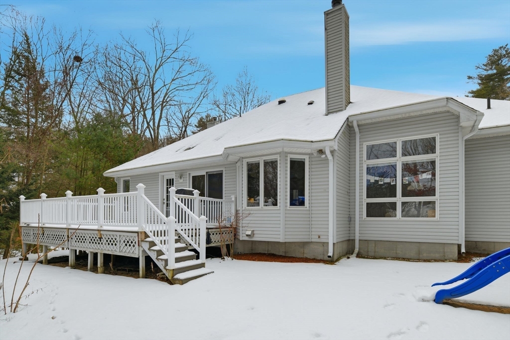 6 Shattuck Road Hadley, MA 01035 - Photo 33 of 40 a front view of a house with a yard and balcony