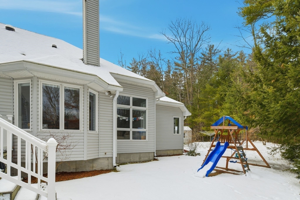 6 Shattuck Road Hadley, MA 01035 - Photo 34 of 40