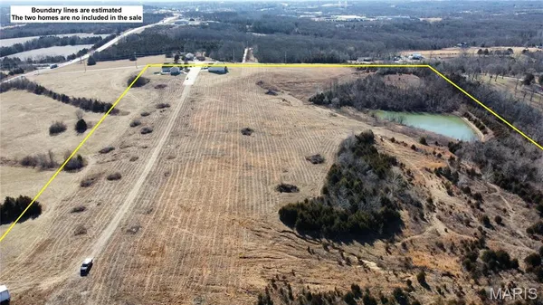 $824,000 | 1 Happy Sac Road East, St. Clair, MO 63077