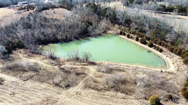 $824,000 | 1 Happy Sac Road East, St. Clair, MO 63077