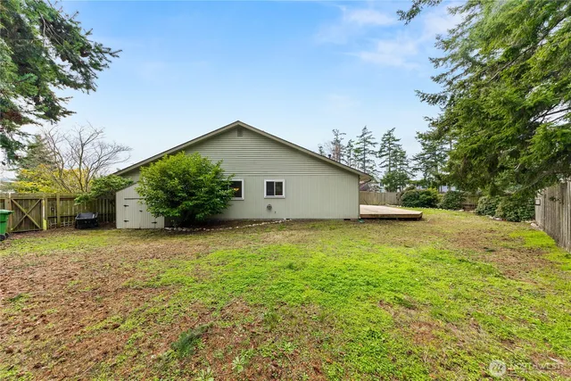 $499,000 | 625 Northwest Mizzen Drive, Oak Harbor, WA 98277