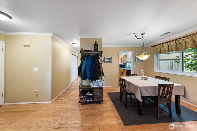 $499,000 | 625 Northwest Mizzen Drive, Oak Harbor, WA 98277