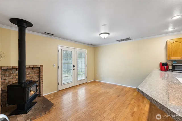 $499,000 | 625 Northwest Mizzen Drive, Oak Harbor, WA 98277