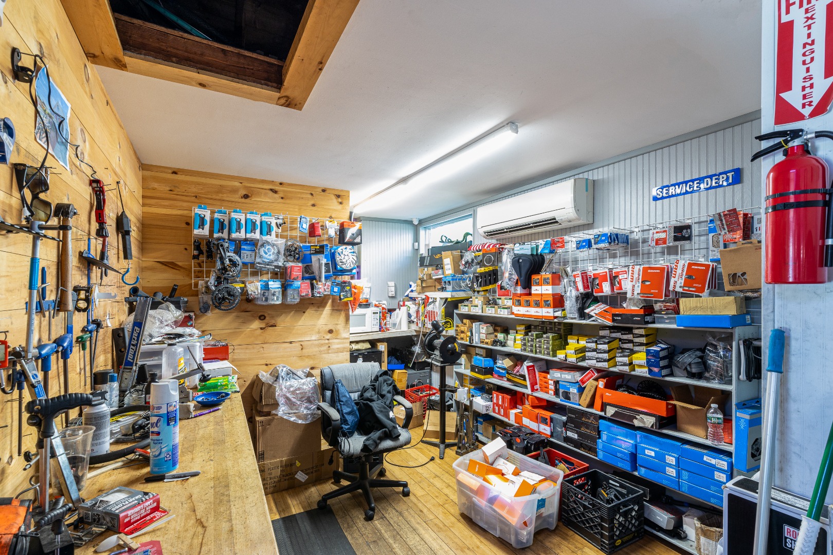 4 Lagoon Pond Road Vineyard Haven, MA 02568 - Photo 5 of 9