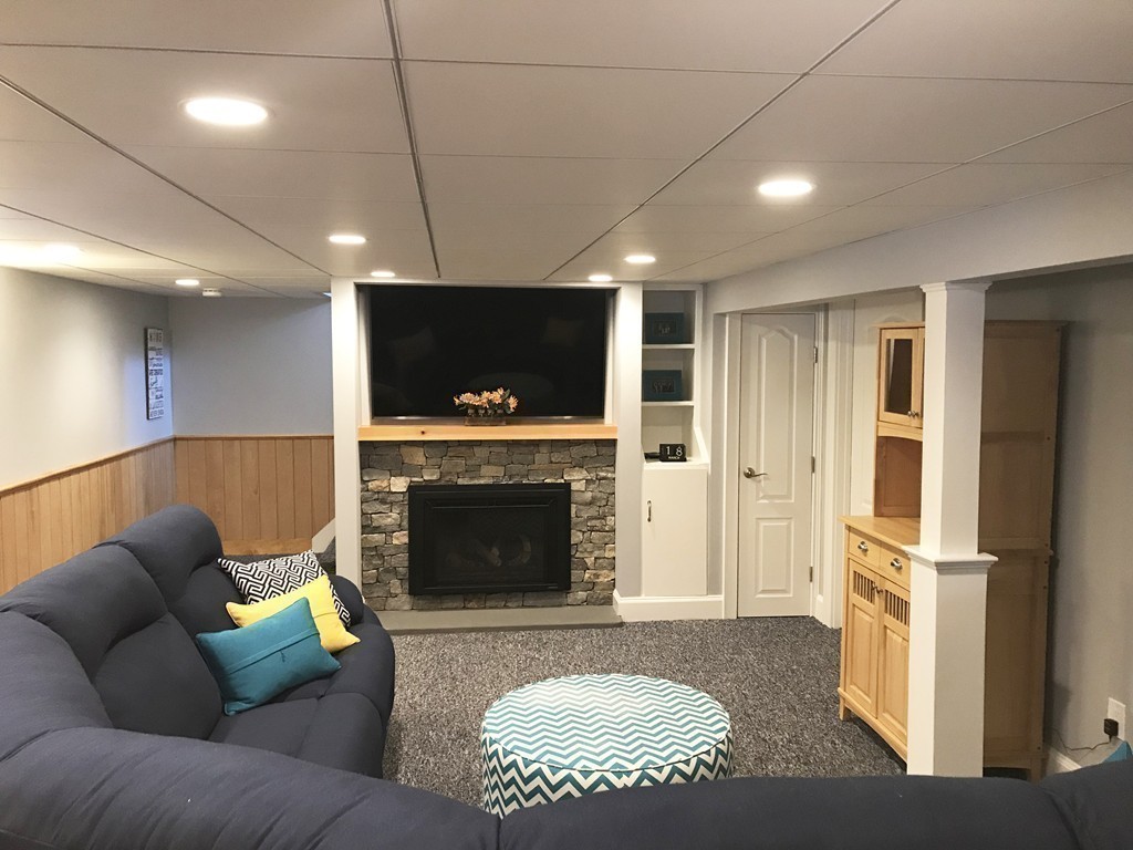 126 Edgewood Road Westwood, MA 02090 - Photo 20 of 28 Gallery Image 20