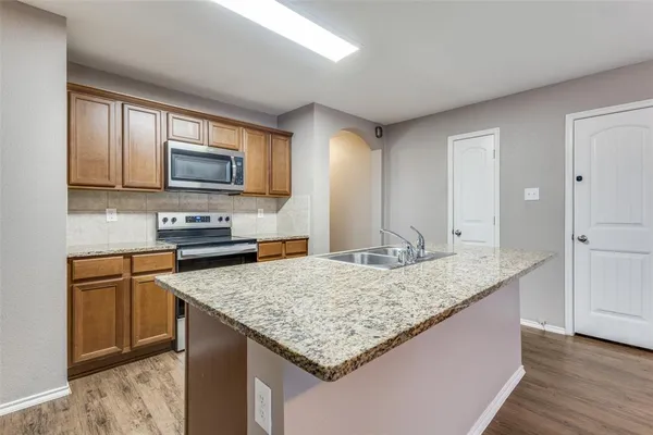 $2,025 | 1100 Cedar Hollow Drive, Princeton, TX 75407